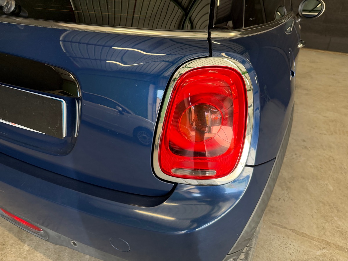 Mini Mini Cooper d 116CH Pack Chili