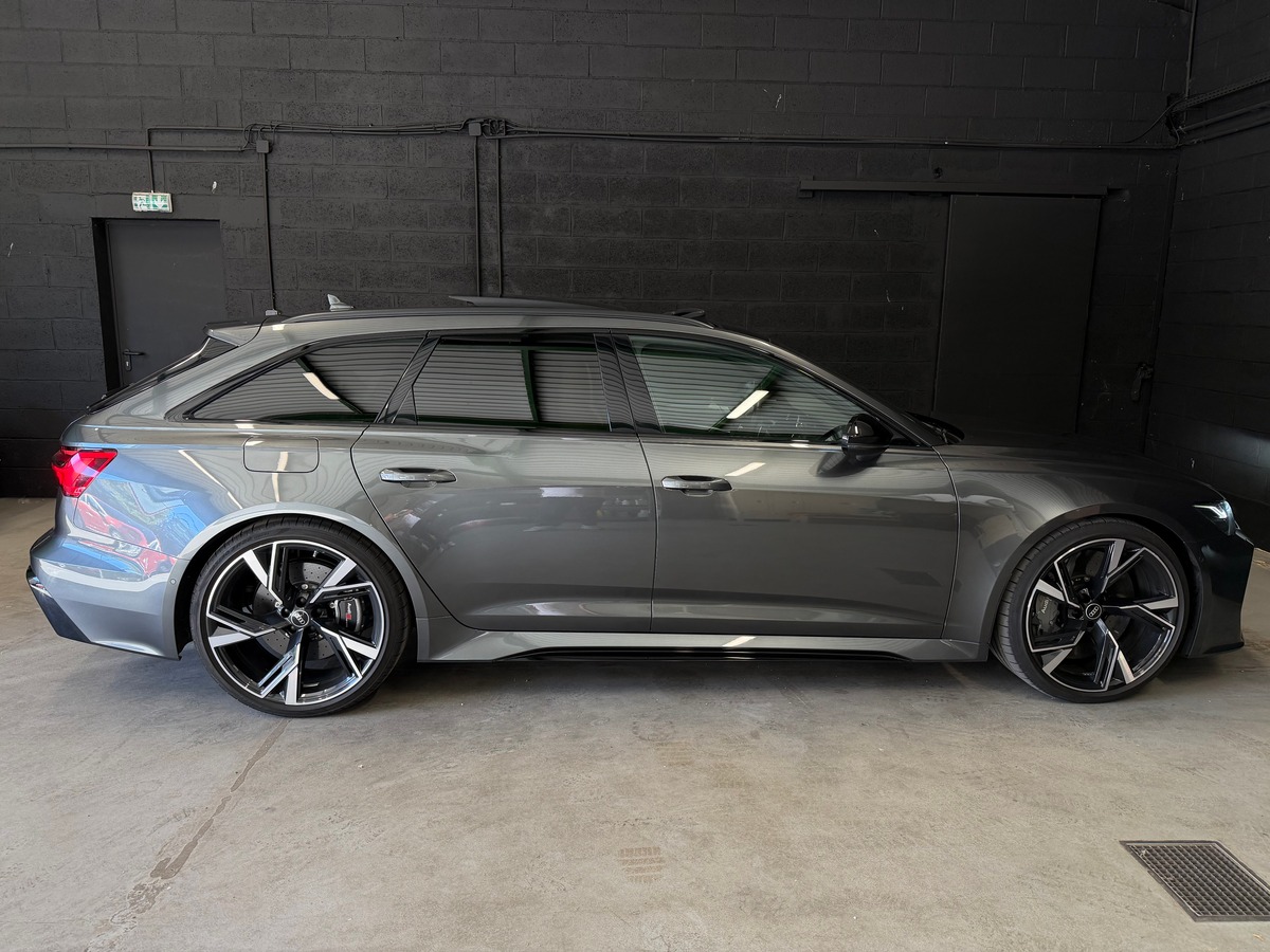 Audi RS6 Avant C8 4.0 V8 600ch FREIN CERAMIQUE / TOIT PANORAMIQUE / SIEGE AV CHAUFFANT VENTILE