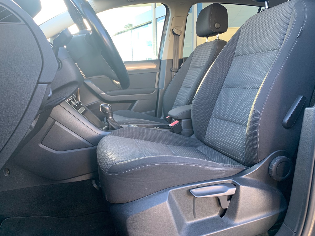 Volkswagen Touran 110 ch | 7 Places | Attelage | GPS | Radar de Stationnement Avant et Arriére