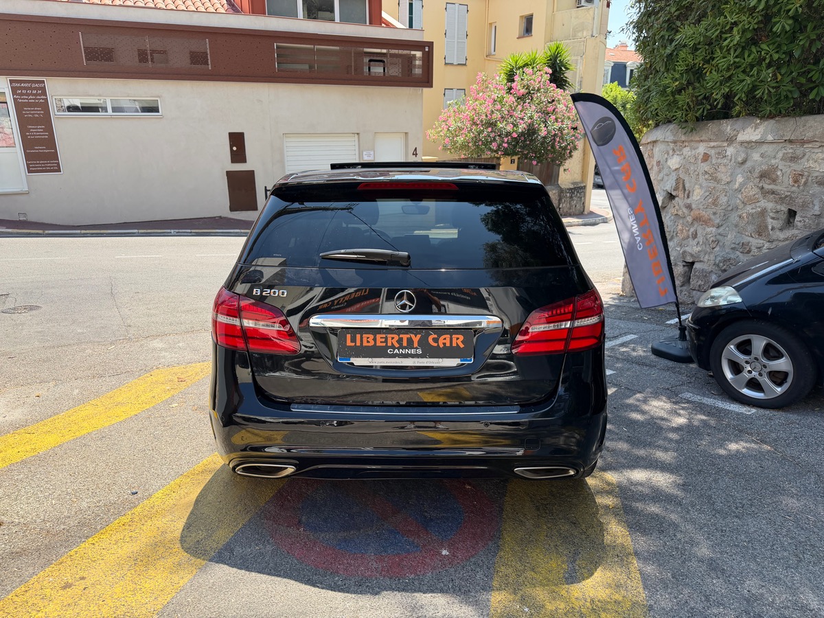 Mercedes Benz CLASSE B 200 1.6 i 156 CV / Pack AMG Fascination / Phase 2 /Toit Ouvrant / 1 er Main