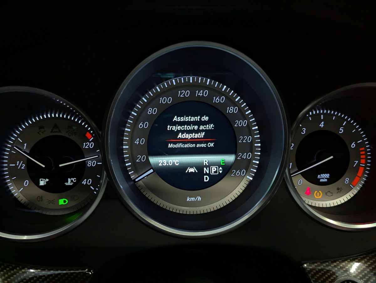 MERCEDES CLS 500 BlueEfficiency  SUIVI COMPLET MERCEDES