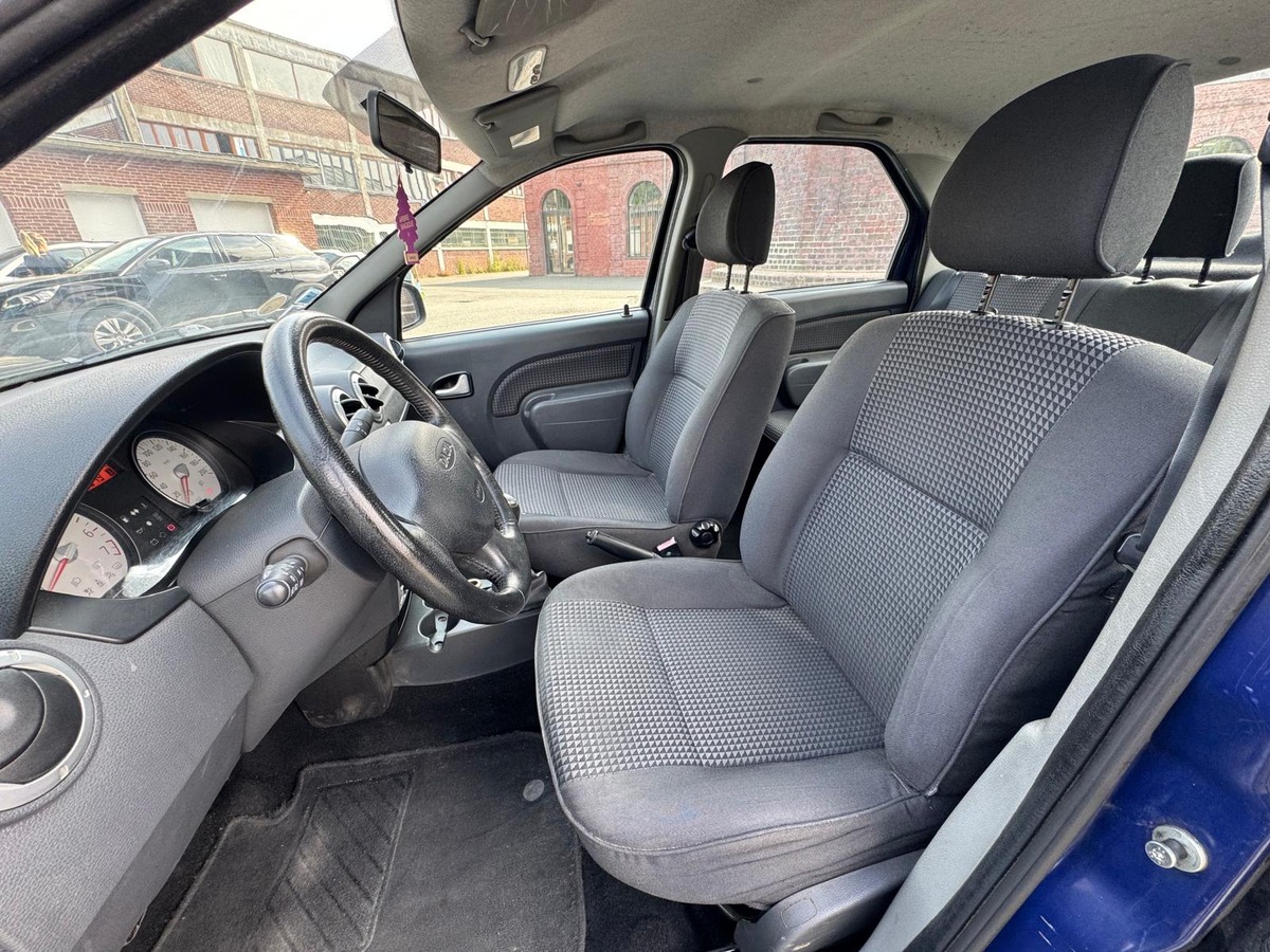 Dacia Logan 1.5 dCi Prestige 85-Attelage-Distribution neuve-Garantie