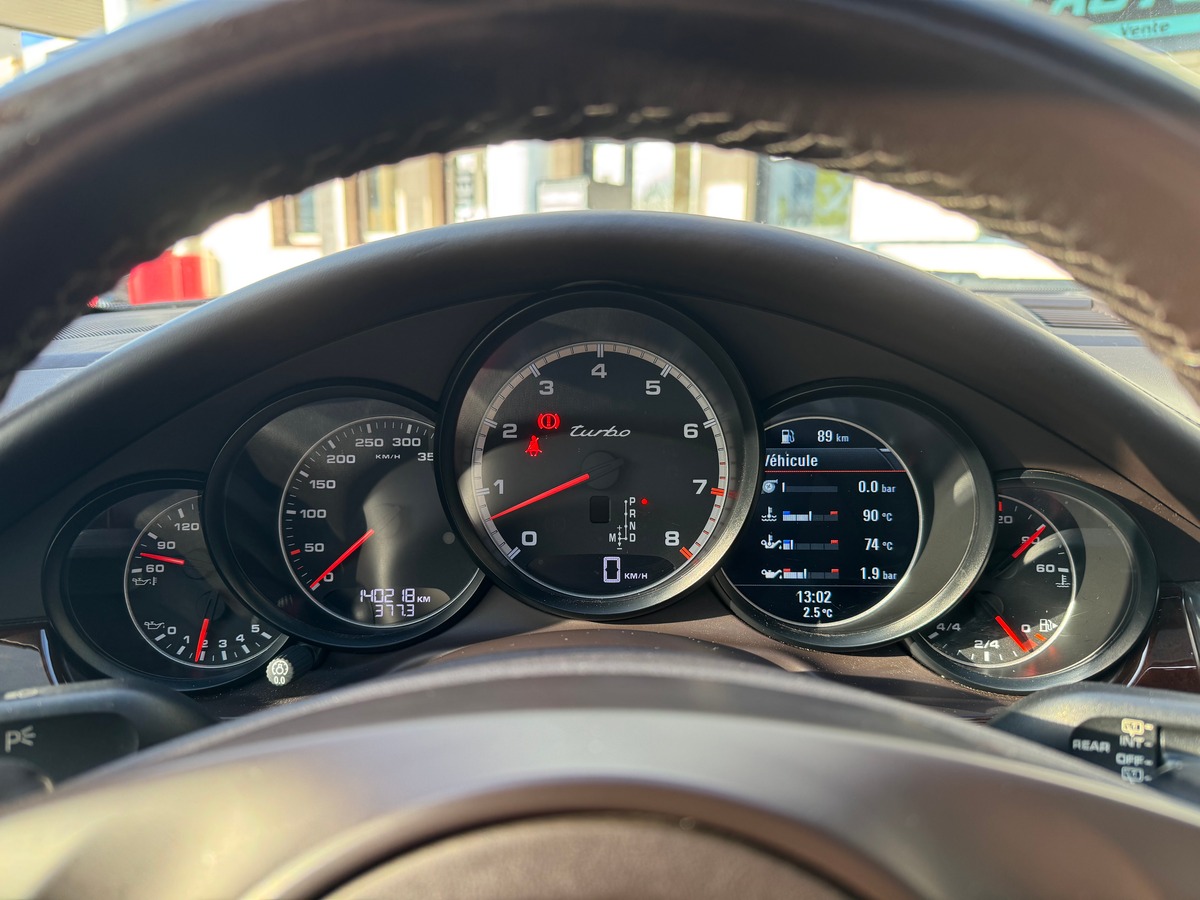 Porsche Panamera Turbo 970 4.8 i V8 PDK 500 cv Full Options - Entretiens Porsches