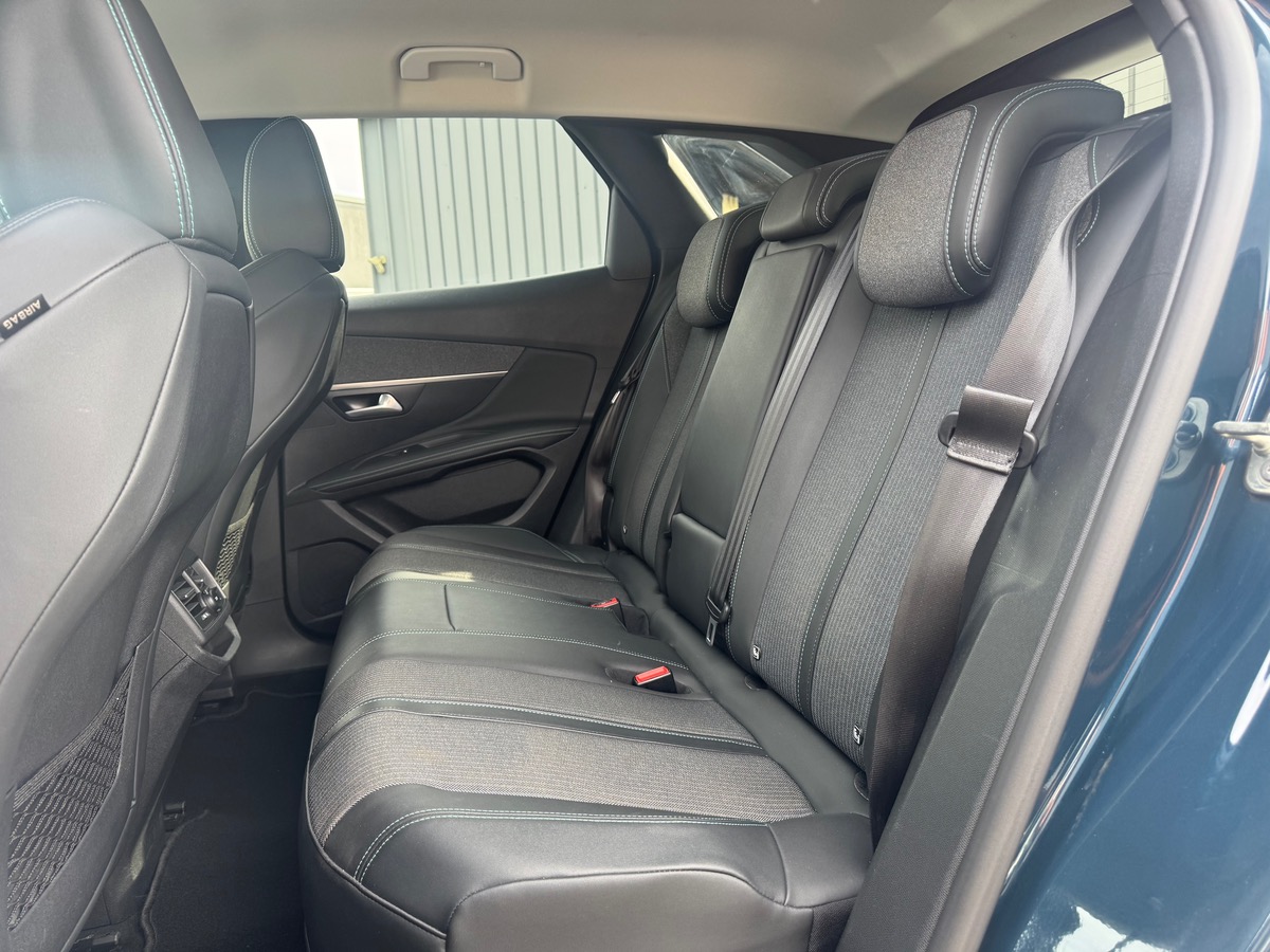 Peugeot 3008 1.6 PLUG-IN 225CH EAT8 ALLURE PACK