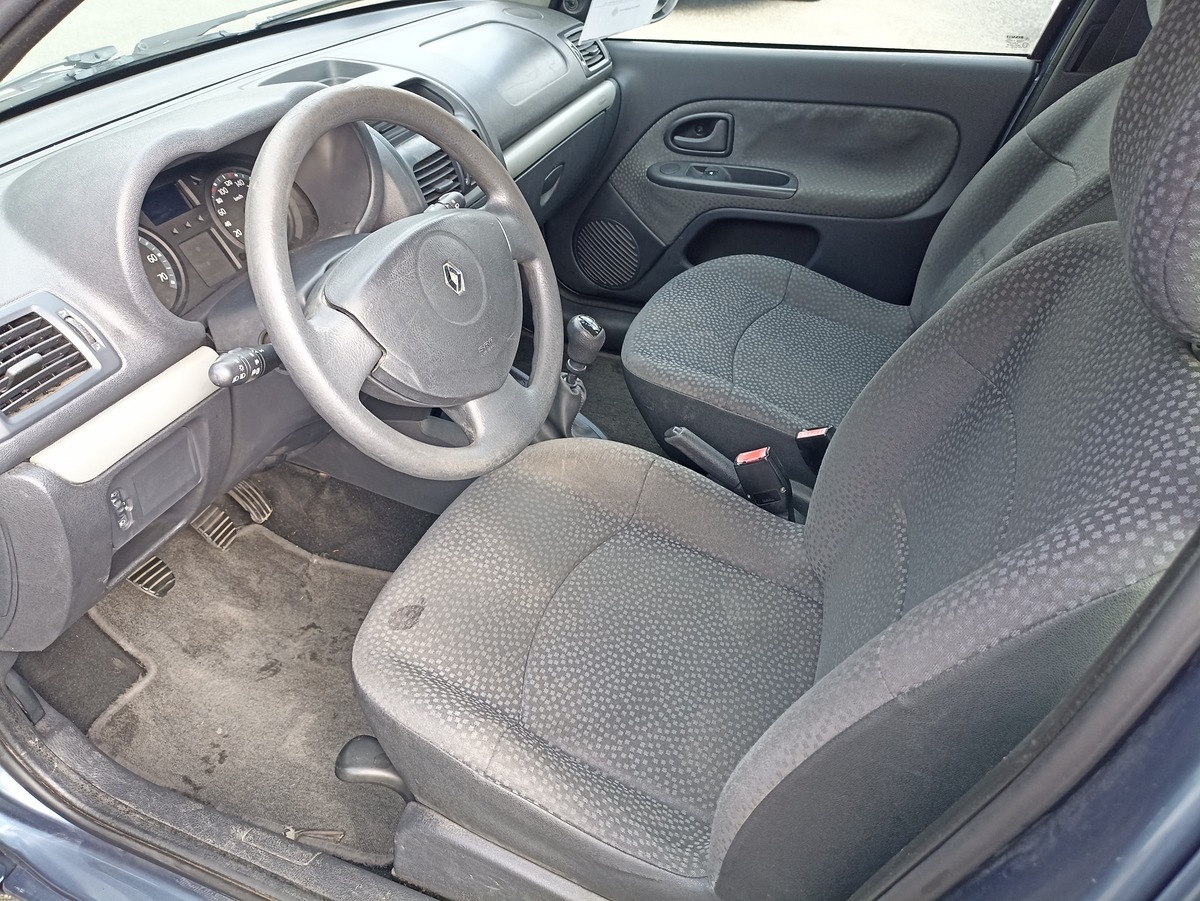 RENAULT Clio III 1.2 16S 75CV CAMPUS 5 PORTES