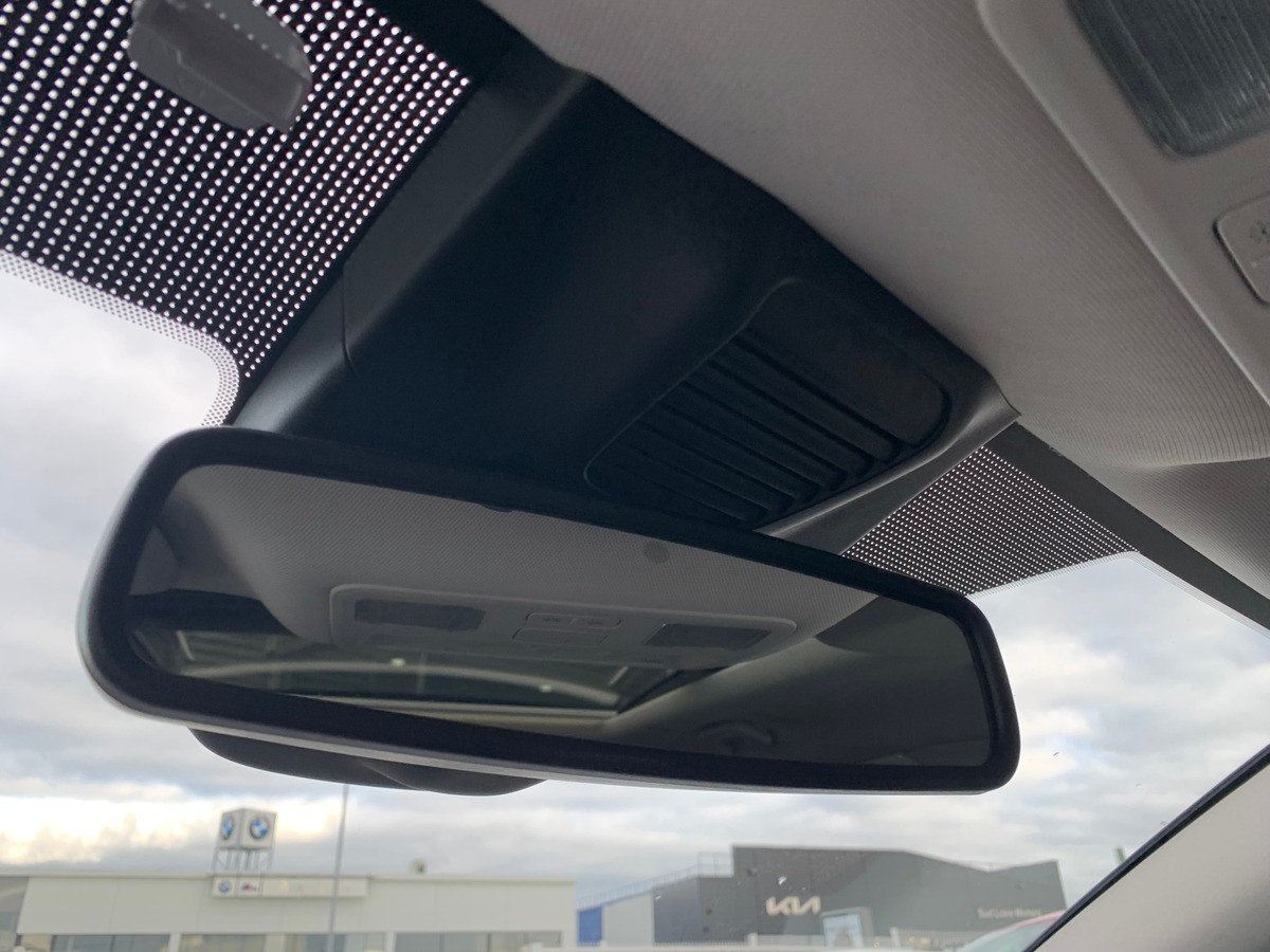 Ford FOCUS SW 120 ch | Vignale | Toit ouvrant panoramique | Apple car play Android auto | Attelage