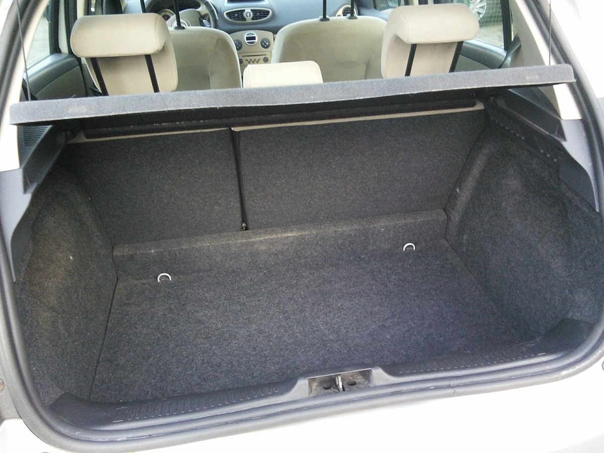 RENAULT Clio III 5 Portes 1.5 dCi 86 cv Privilege CLIM - distribution faite