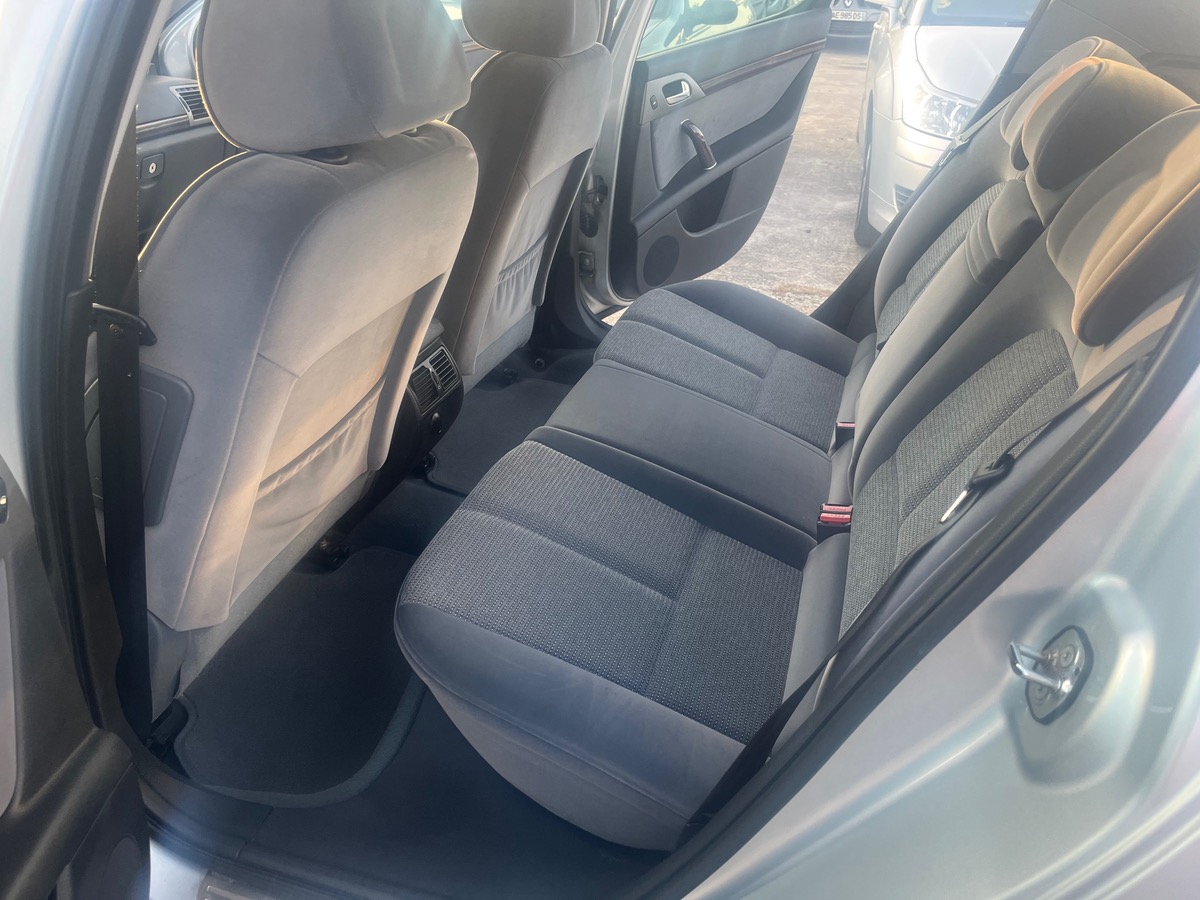 Peugeot 407 2.0 hdi