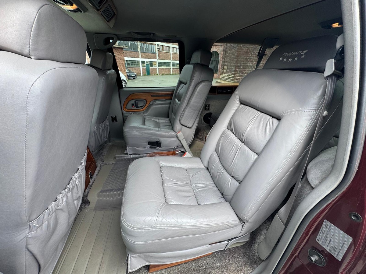 Chevrolet Suburban STARCRAFT 1500 5.7 V8 250cv 7 places