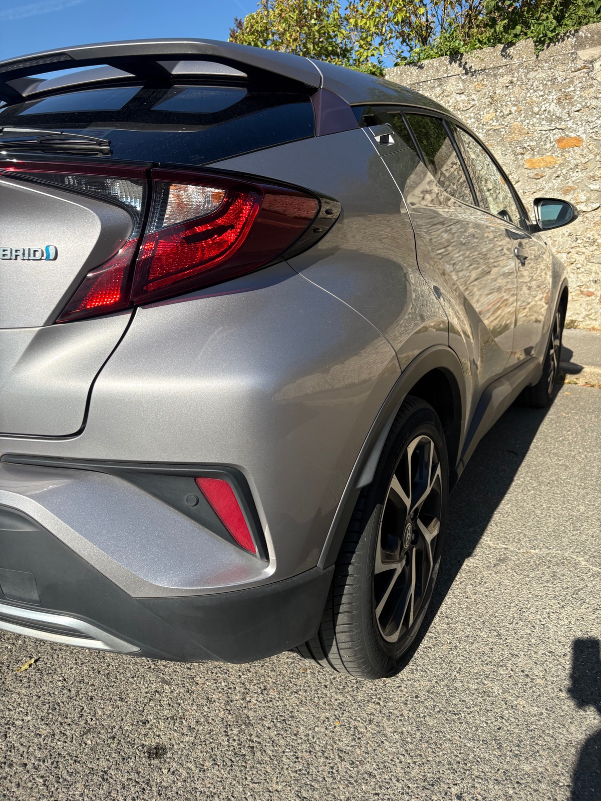 Toyota C-HR 2.0 184h GRAPHIC