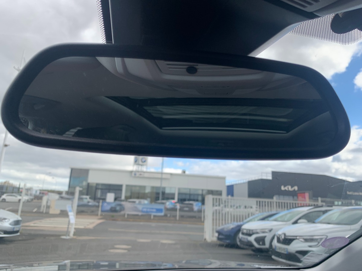 Peugeot 3008 130 ch | Allure | Toit ouvrant panoramique | Caméra recul | Attelage | Apple car play