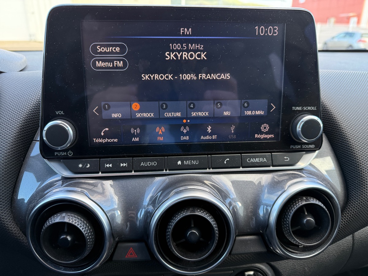 Nissan Juke II 1.0 DIG-T  114 cv Acenta, Camera de recul