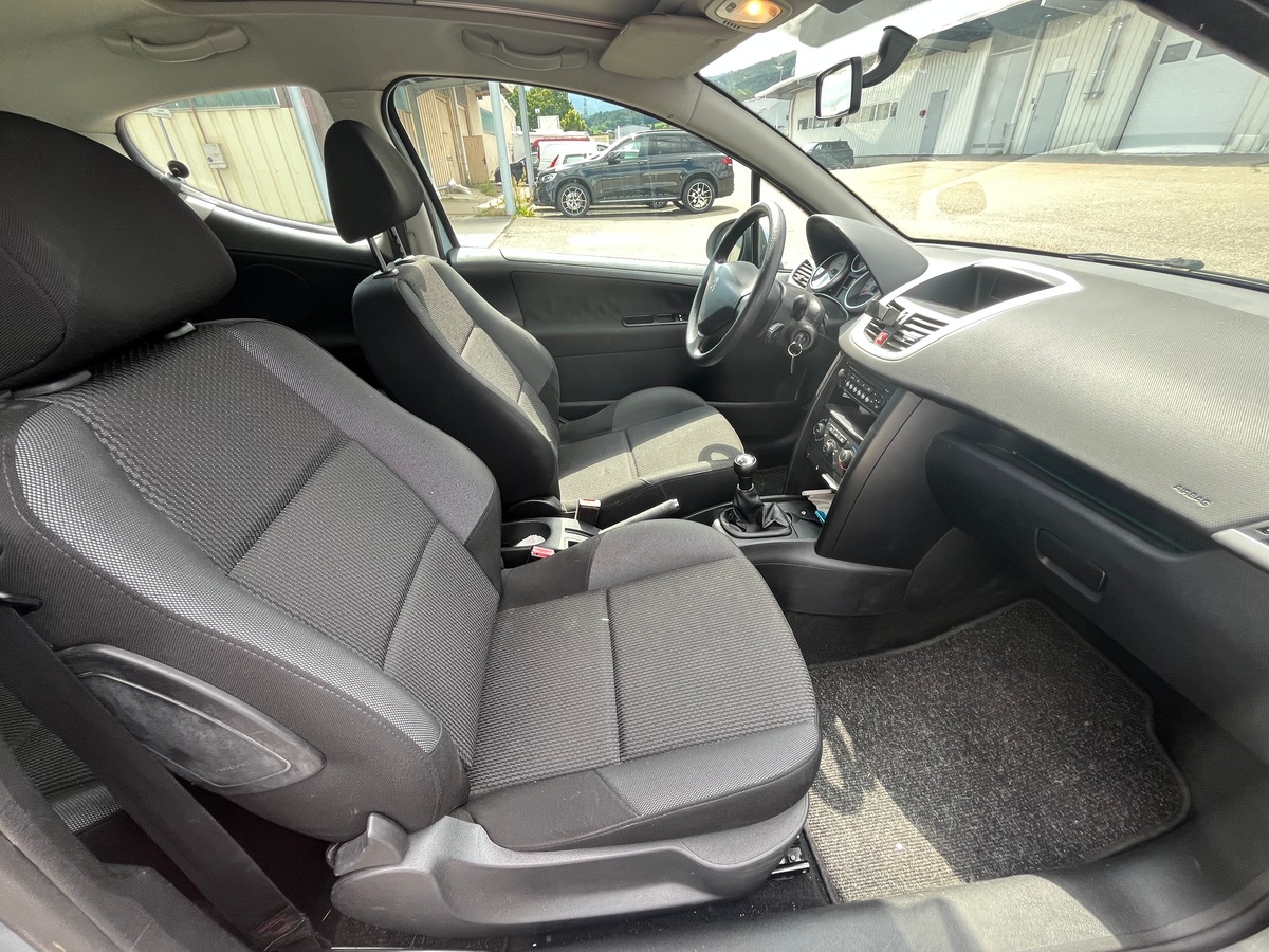 Peugeot 207 1.4 75CH URBAN MOOVE, DISTRIBUTION CHANGEE, TOIT PANORAMIQUE, CLIMATISATION