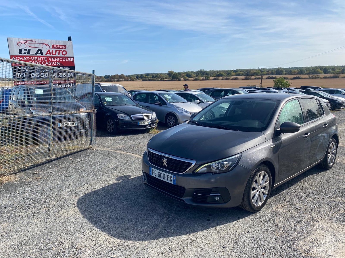 Peugeot 308 1.5 bluehdi 130cv boite auto