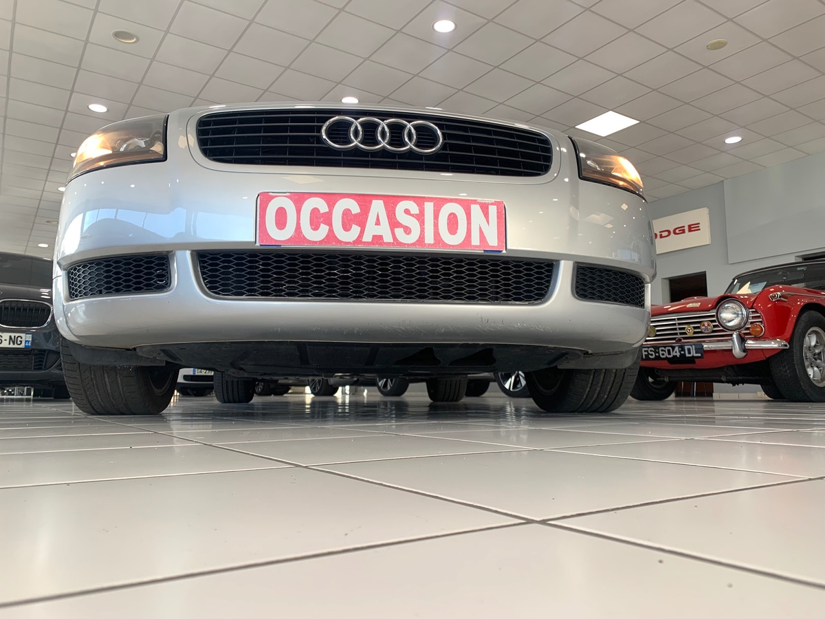Audi TT 180 ch | Cuir | Radio | Distribution et Pompe à eau ok | Jantes Alu | Airbags