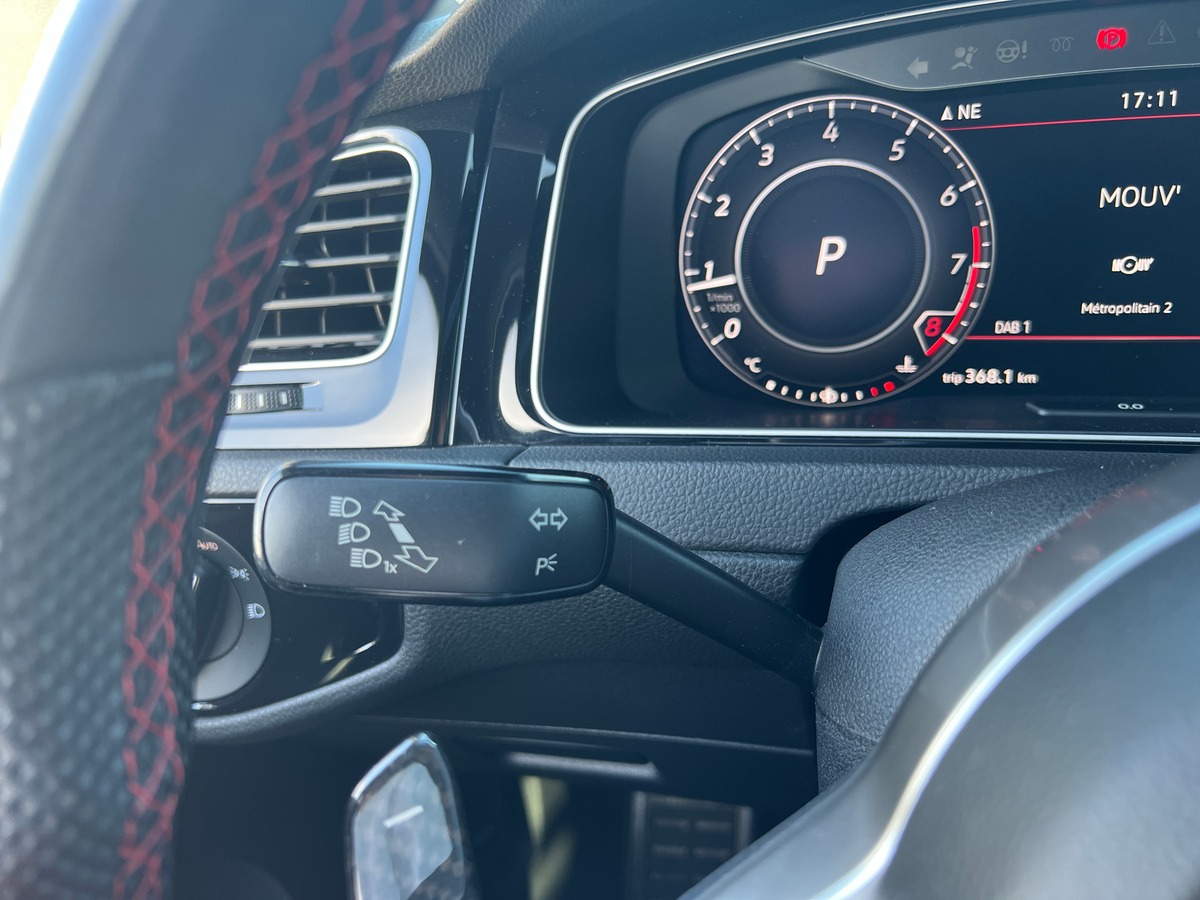 Volkswagen Golf GTI TCR | Stage 1 | Régulateur | Sièges chauffants | GPS | Ligne compléte Akrapovic