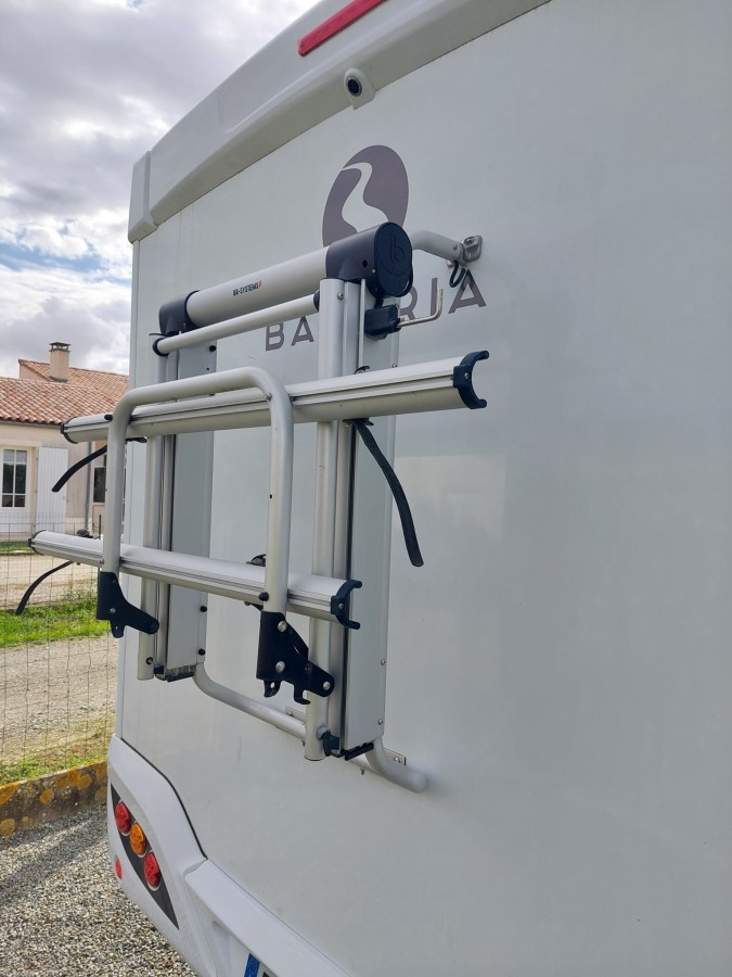 Fiat DUCATO BAVARIA 150 ch | Style | Attelage | Lit central et lit pavillon