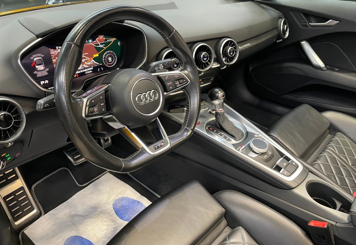 Audi TTS Série 3 ROADSTER 2.0L TFSI QUATTRO S-TRONIC 310 - ENTRETIEN CONSTRUCTEUR x