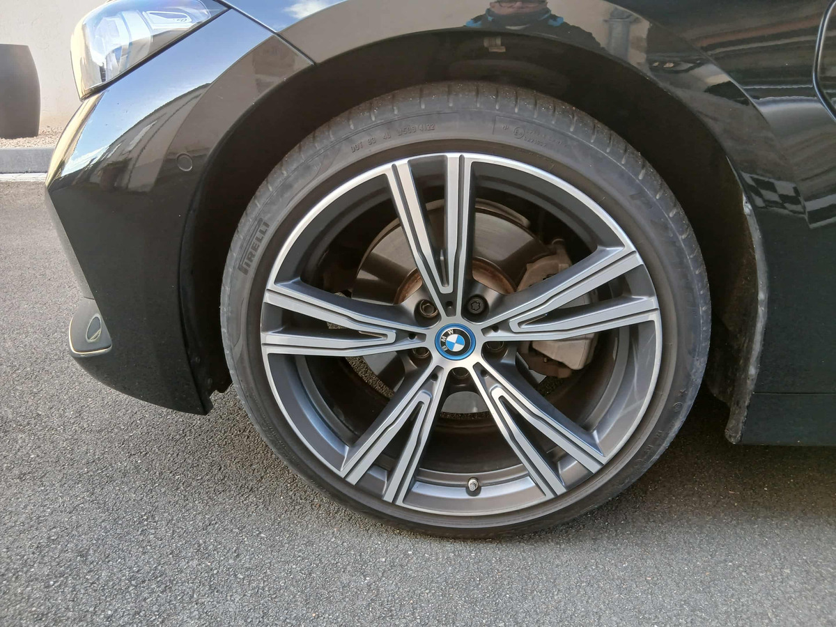 Bmw 320e touring xdrive 204 ch | M SPORT | XDRIVE | Attelage | Caméra de recul | Eclairage ambiance