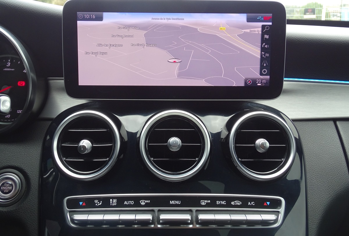 Mercedes-Benz Classe C 220D AMG Line