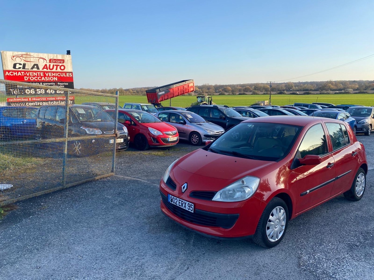 RENAULT Clio III 1ère main 1.5 dci 85cv 200000kms