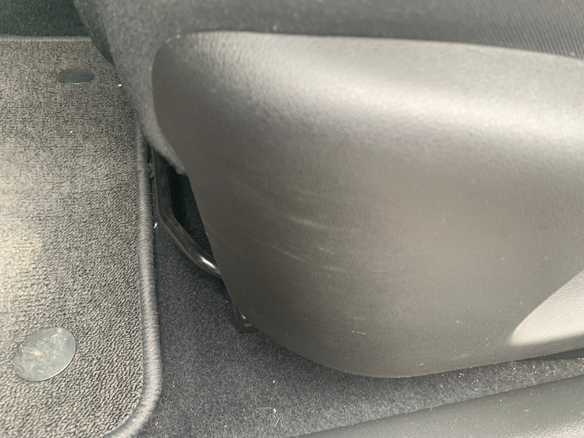 RENAULT Megane IV 100 chevaux | Limited | Caméra de recul | Régulateur de vitesse | GPS | Bluetooth