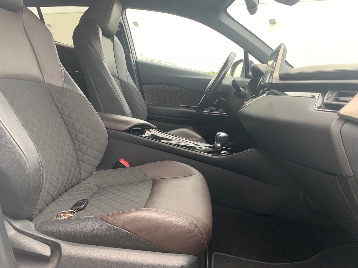 Toyota C-HR 122 | Distinctive | GPS  | Sellerie Cuir | Caméra recul| Régulateur vitesse adapatatif