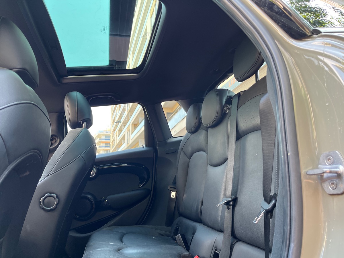 Mini Mini Cooper s 192 CV PACK JCW / TOIT OUVRANT / 5 PORTES / JANTES NOIRES/ Carplay