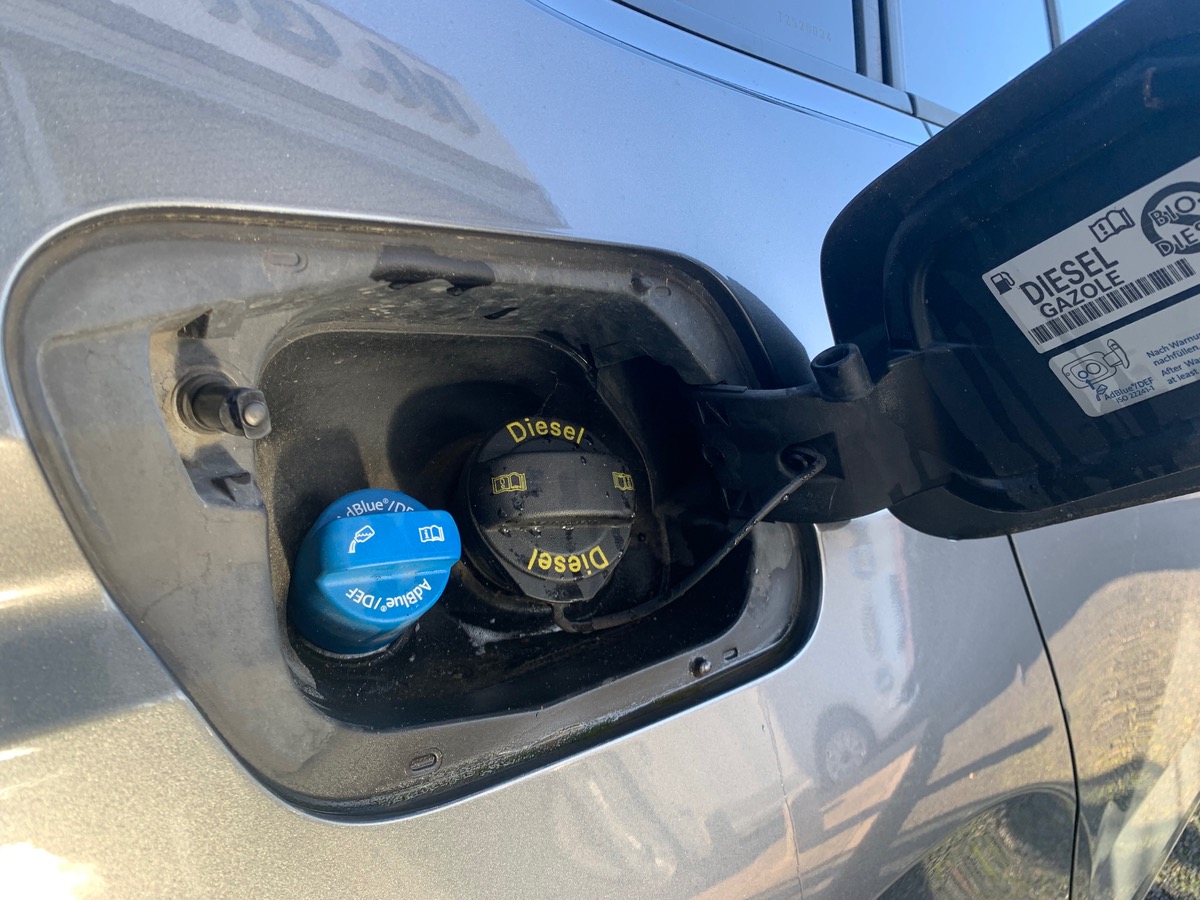 Volkswagen Touran 110 ch | 7 Places | Attelage | GPS | Radar de Stationnement Avant et Arriére