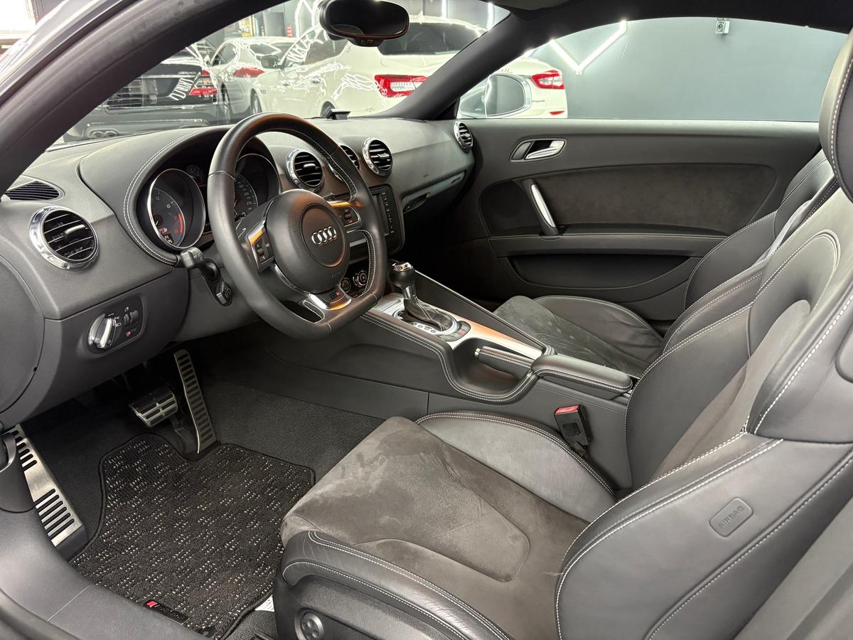 Audi TTS COUPE 2.0 TFSI 272 S TRONIC