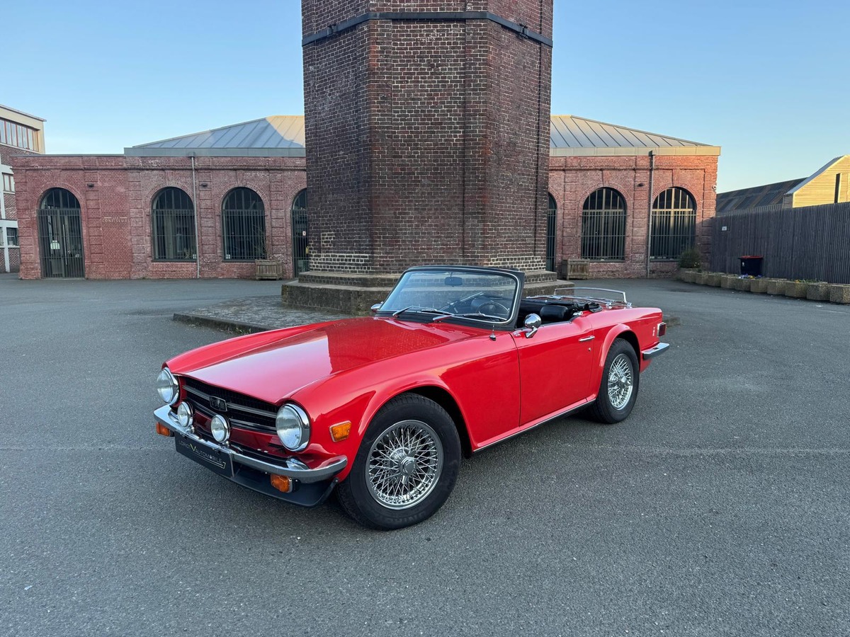 Triumph TR 6 Overdrive cabriolet 1976 - conduite à gauche