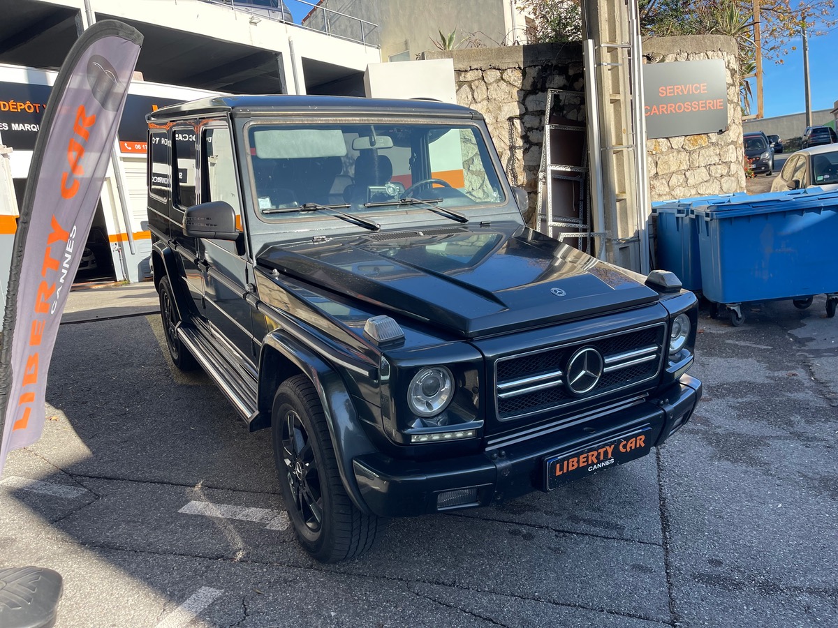 Mercedes-Benz Classe G 300 GD 113 CV /  Boite Automatique / Toit Ouvrant / Clim/ Jantes Noir