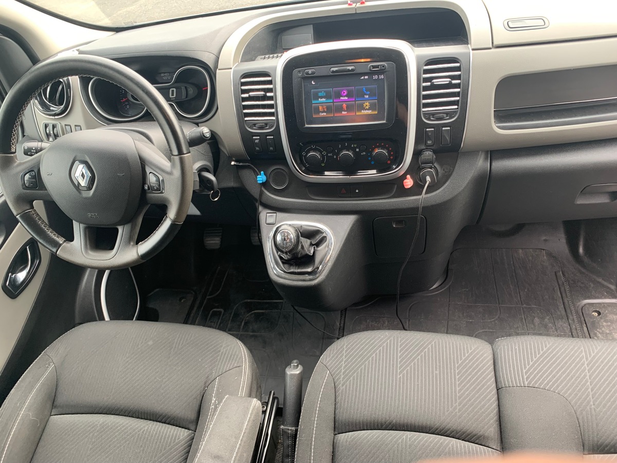 RENAULT Trafic 95 chevaux | 3 Places | Régulateur de vitesse | GPS | Climatisation | Bluetooth
