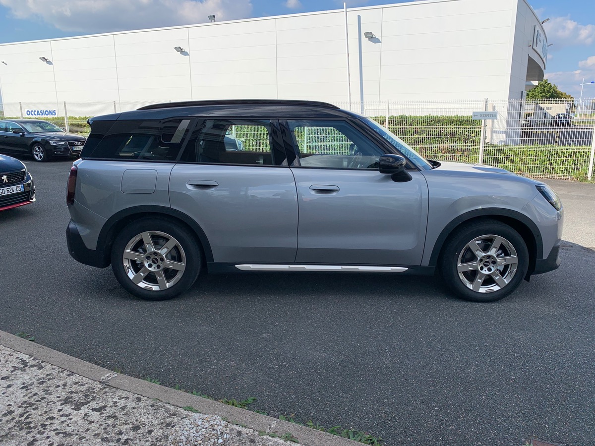 Mini Countryman 204 ch | E | Favoured | Pack S | Projecteurs Full led | Affichage tête haute