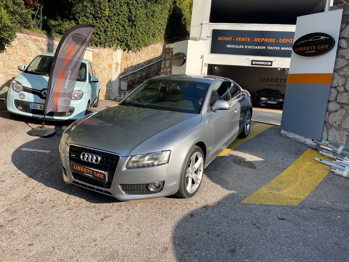Audi A5 3.2 TFSI V6 265 CV Quattro /Coupé/  Ambition Luxe /