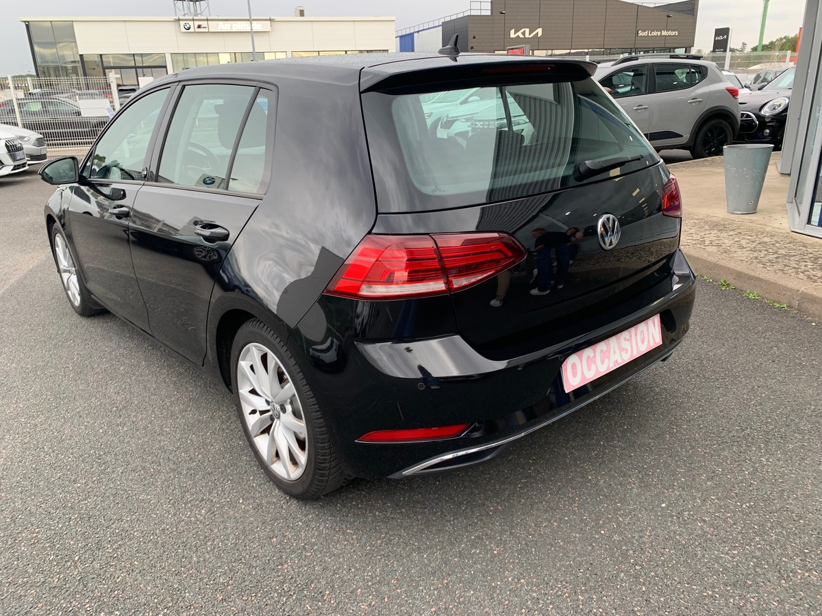 Volkswagen Golf 125 | Sound | Caméra recul | Régulateur | GPS | Apple car play | Attelage amovible