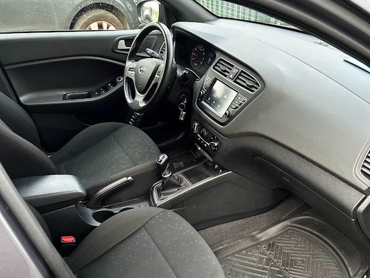 Hyundai i20 1.0 T-GDi 100cv INITIA 5 portes