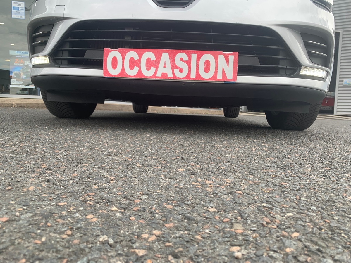 RENAULT Clio IV 90 ch | Limited | Régulateur vitesse | Climatisation | Radar stationnement arriére