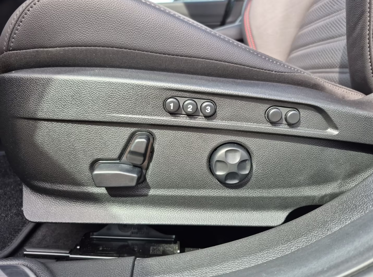 Alfa Romeo Giulia 2.0T 280ch Competizione Q4 AT8/Toit ouvrant/Harman-Kardon/Garantie 06/2028