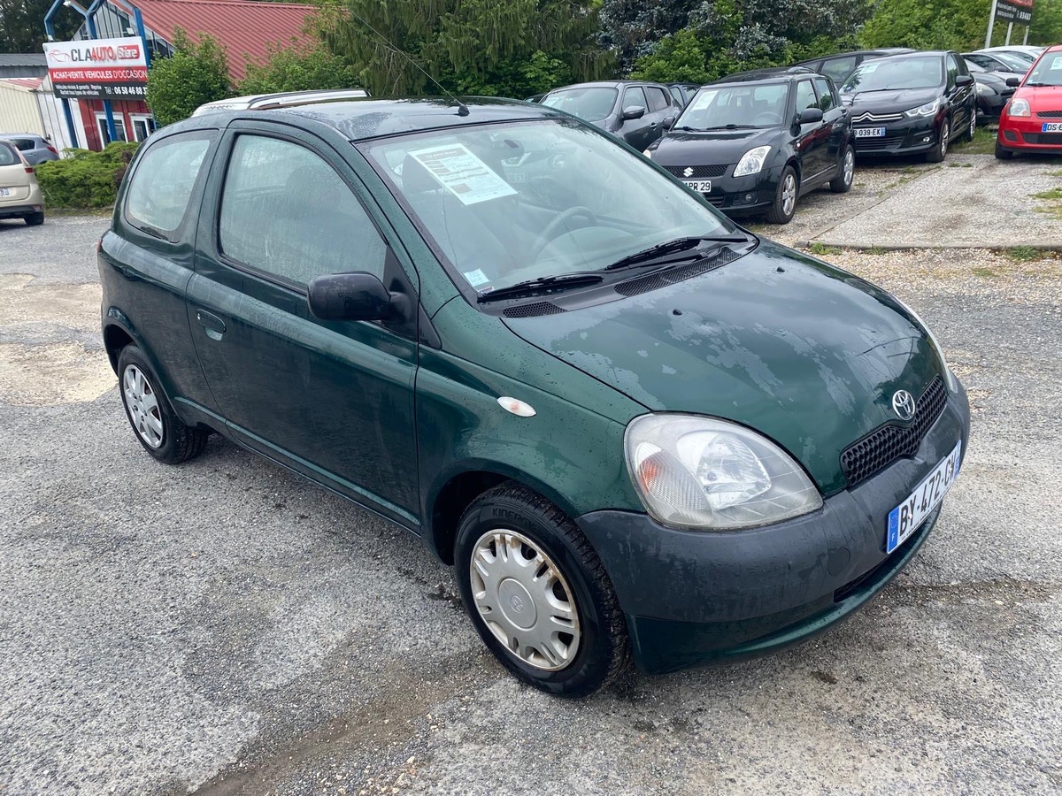 Toyota Yaris 1.0i 70cv petit prix garantie 3 mois 