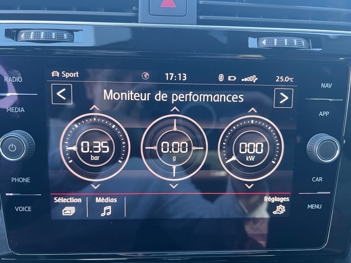 Volkswagen Golf GTI TCR | Stage 1 | Régulateur | Sièges chauffants | GPS | Ligne compléte Akrapovic