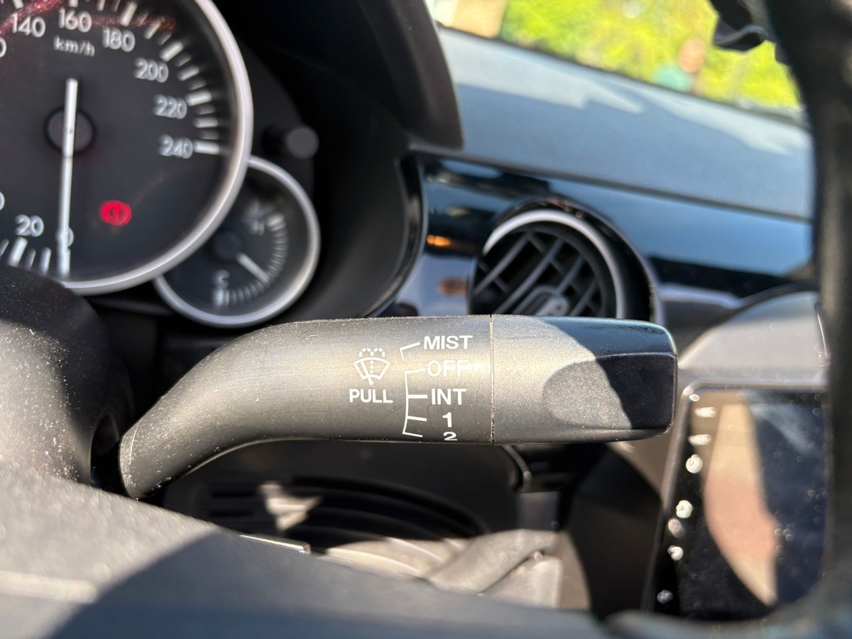 Mazda MX-5 NC - 1.8L - 126 cv