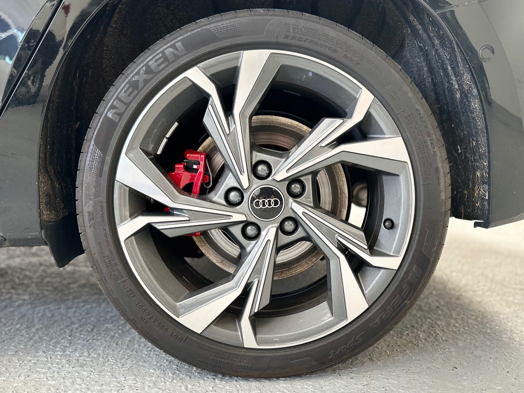 Audi A3 Sportback IV (2) 1.5 45 TFSIE HYBRIDE RECHARGEABLE 272 S LINE S TRONIC