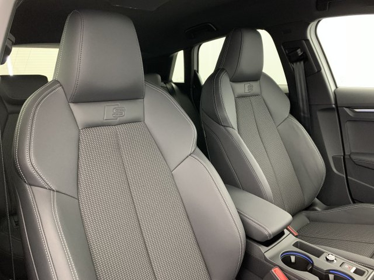 Audi A3 ALLSTREET TFSI e Hybride rechargeable | 204 | S tronic 6 | Design