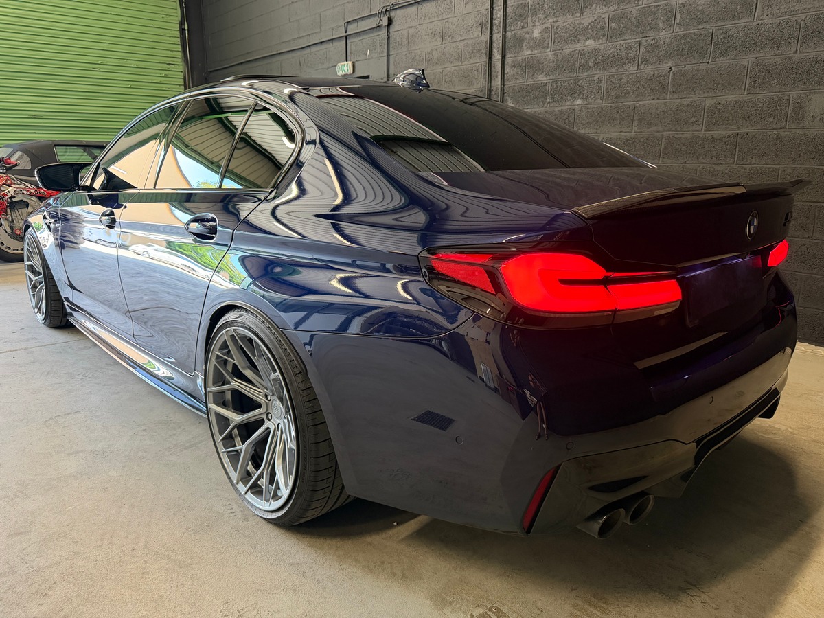 Bmw M5 compétition f90 lci phase 2 4.4 l v8 bi- turbo Bowers & Wilkins / Toit Ouvrant / Caméra 360°