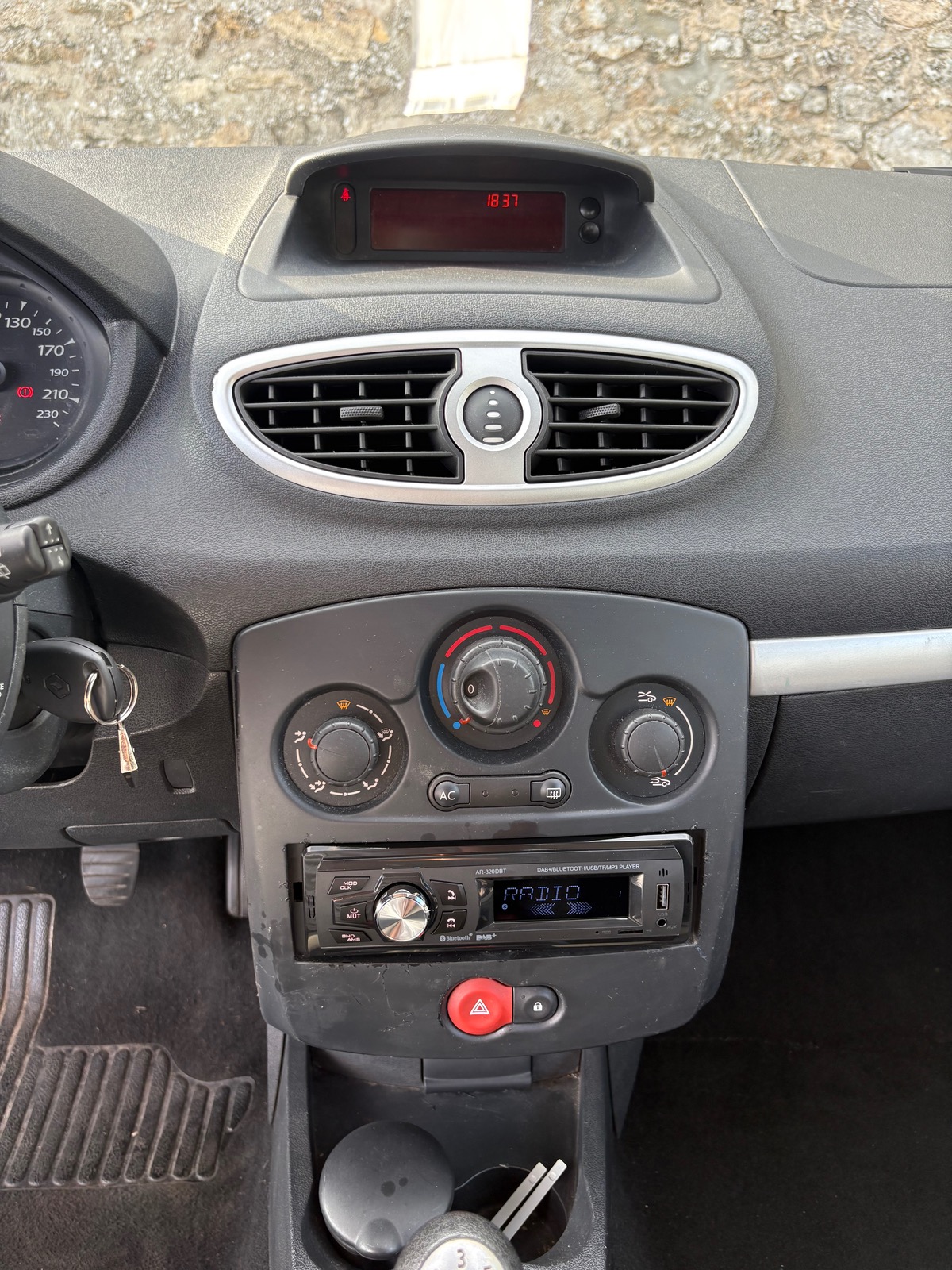 RENAULT Clio 3 phase 2 AUTHENTIQUE 1.2 16v