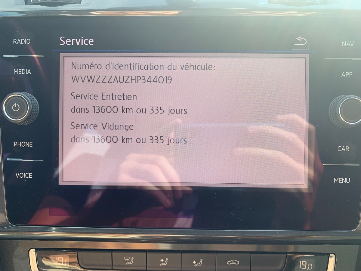 Volkswagen GOLF 7 115 ch | Confortline business | Régulateur adaptatif | Apple car play Android auto