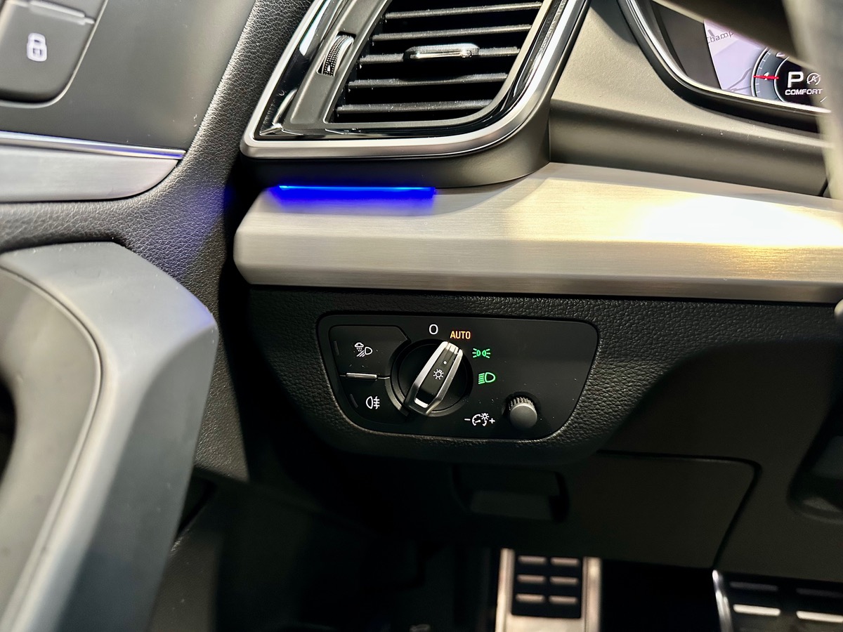 Audi Q5 II (2) 2.0 204 Quattro S Line Options++ n