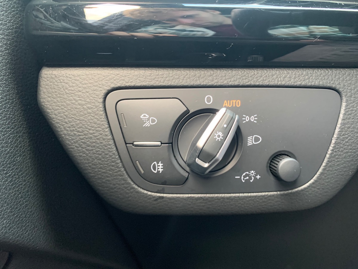 Audi Q5 190 ch | S-Line | Virtual Cockpit | Coffre assisté électriquement | Caméra de recul