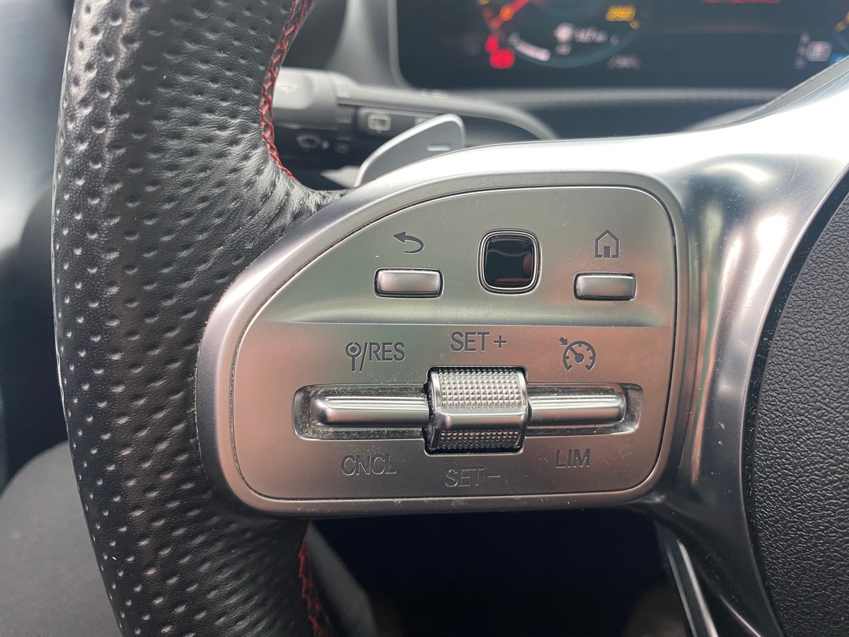 Mercedes-Benz CLA Shooting Brake 163 ch | AMG LINE | Pack premium plus | Avertisseur d'angle mort